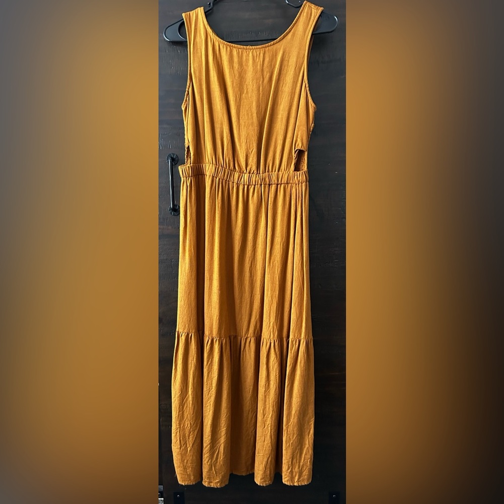 ‘New’ dress by Sincerely Jules size M